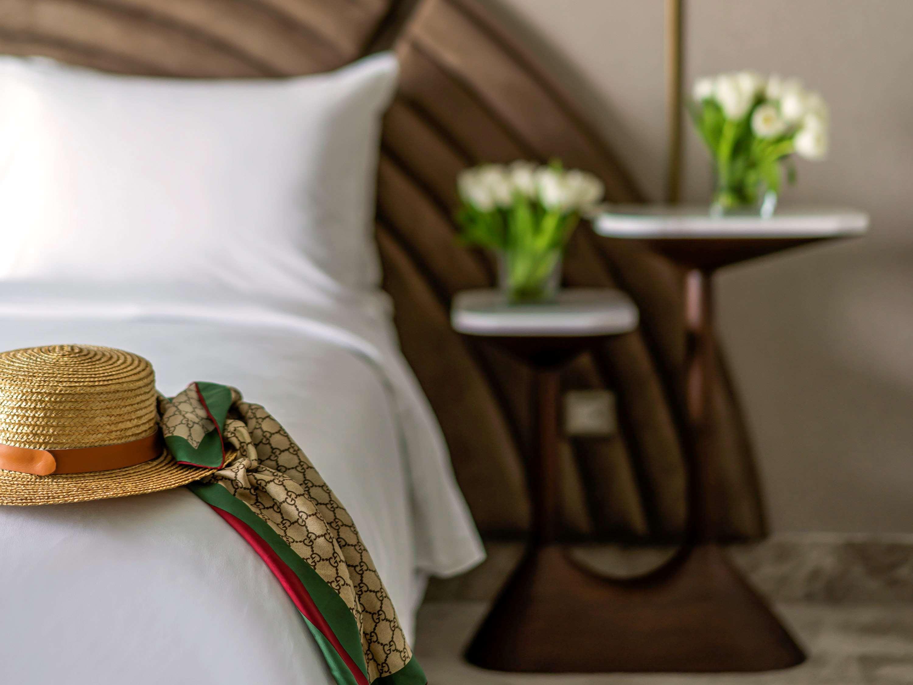 The Artisan Hotel Istanbul - Mgallery Collection Bagian luar foto A bed at the hotel