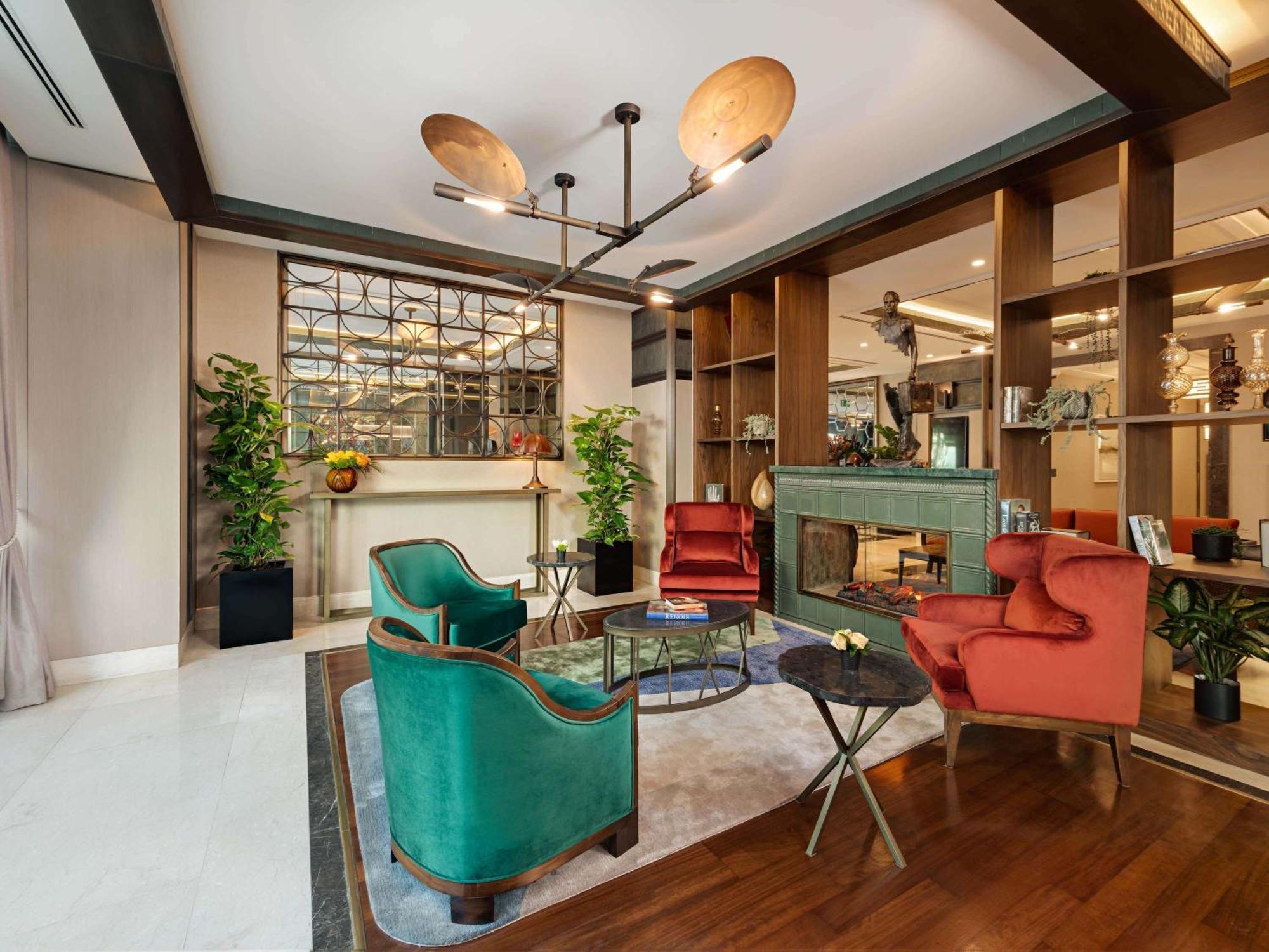The Artisan Hotel Istanbul - Mgallery Collection Bagian luar foto The Club at The Ritz-Carlton, Dubai