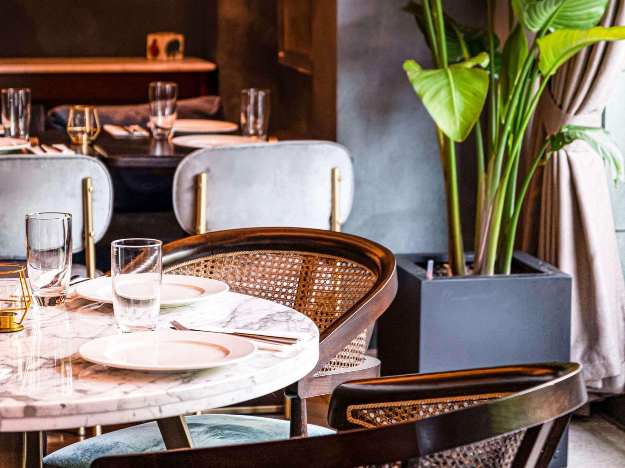The Artisan Hotel Istanbul - Mgallery Collection Bagian luar foto Interior of the restaurant